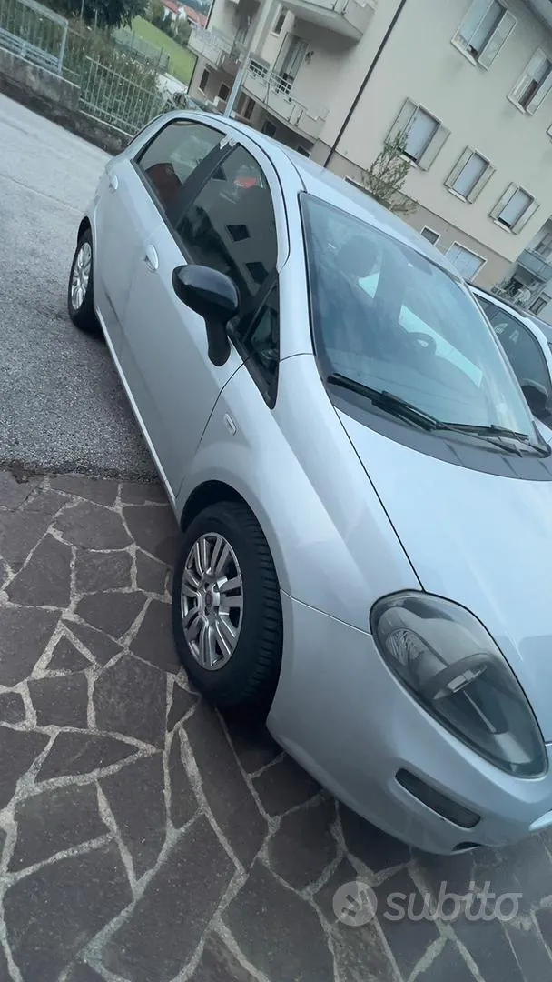 Fiat Punto 2014 photo 2
