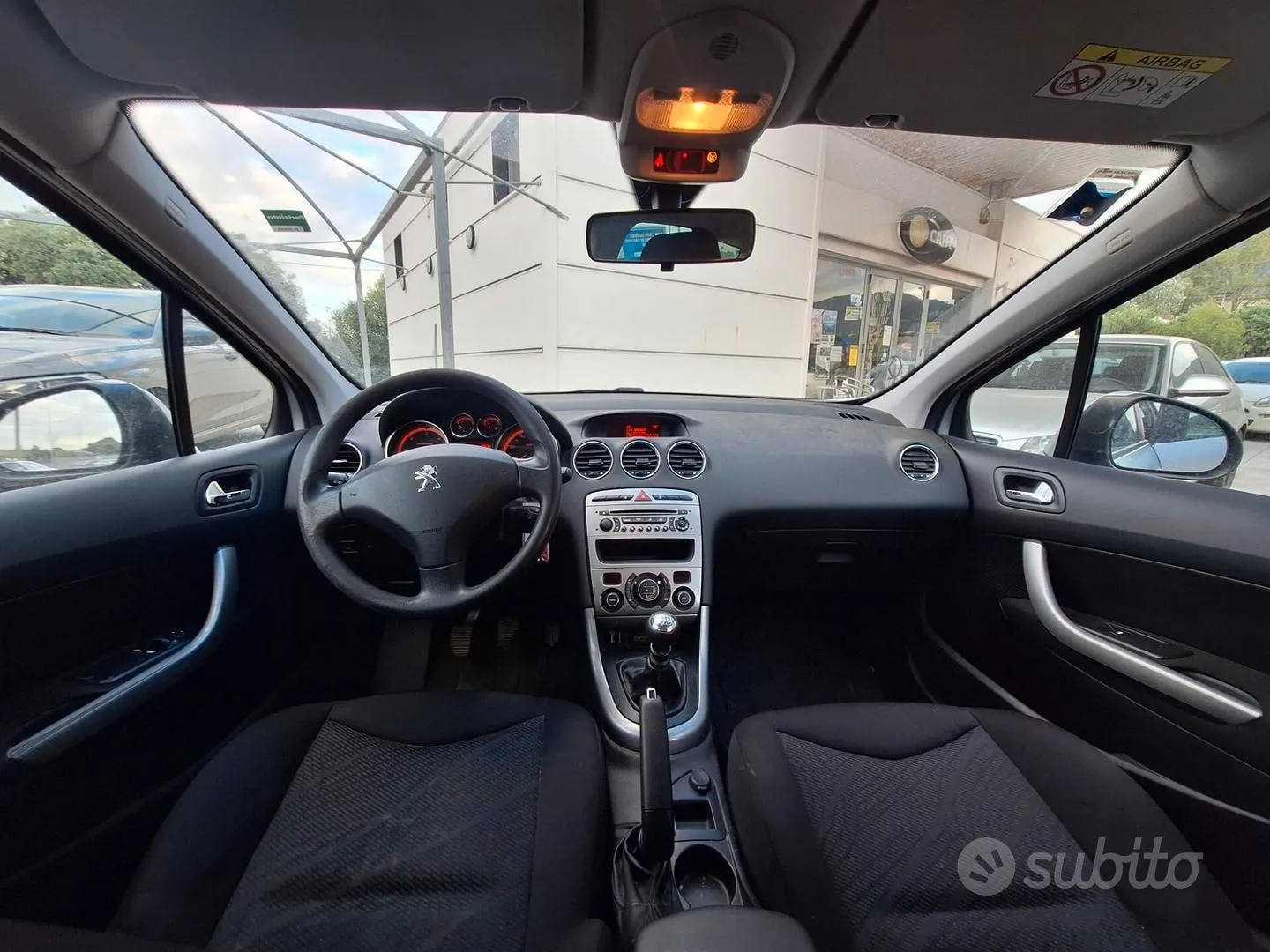 Peugeot 308 2013 photo 3
