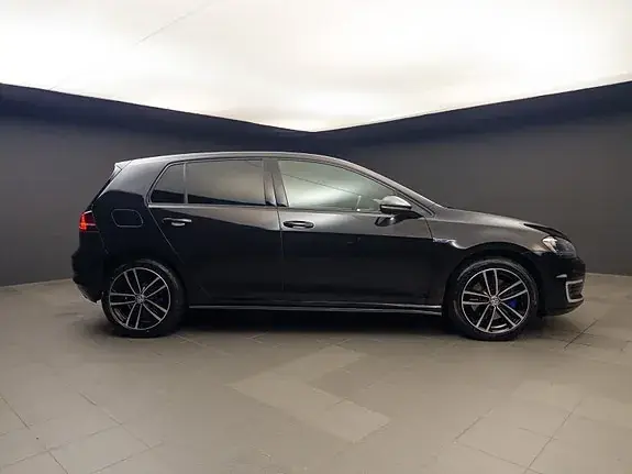 Volkswagen Golf 2017 photo 5