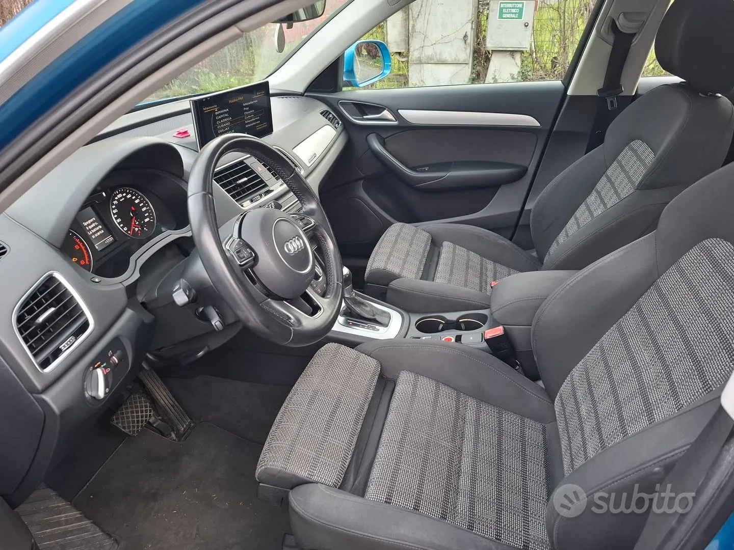 Audi Q3 2016 photo 5