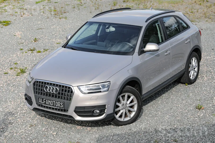 Audi Q3 2015 photo 5