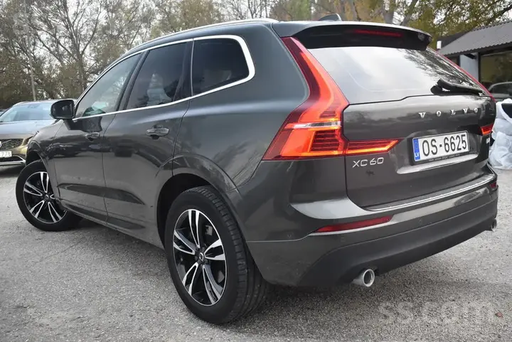 Volvo Xc60 2019 photo 3
