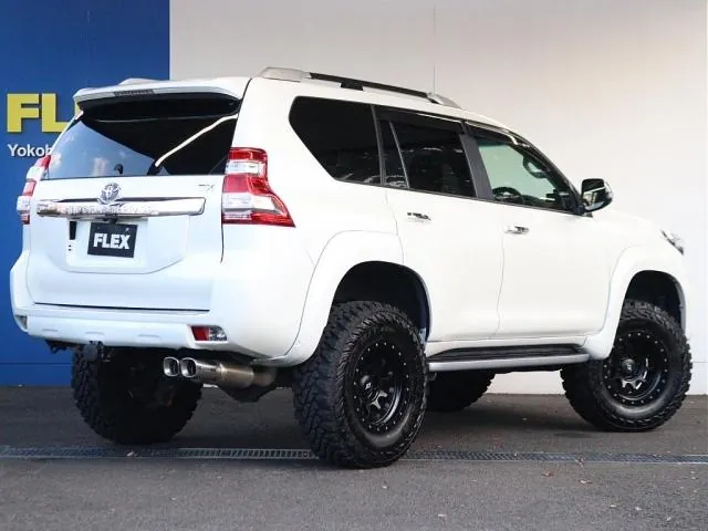 Toyota Land Cruiser Prado 2016 photo 2