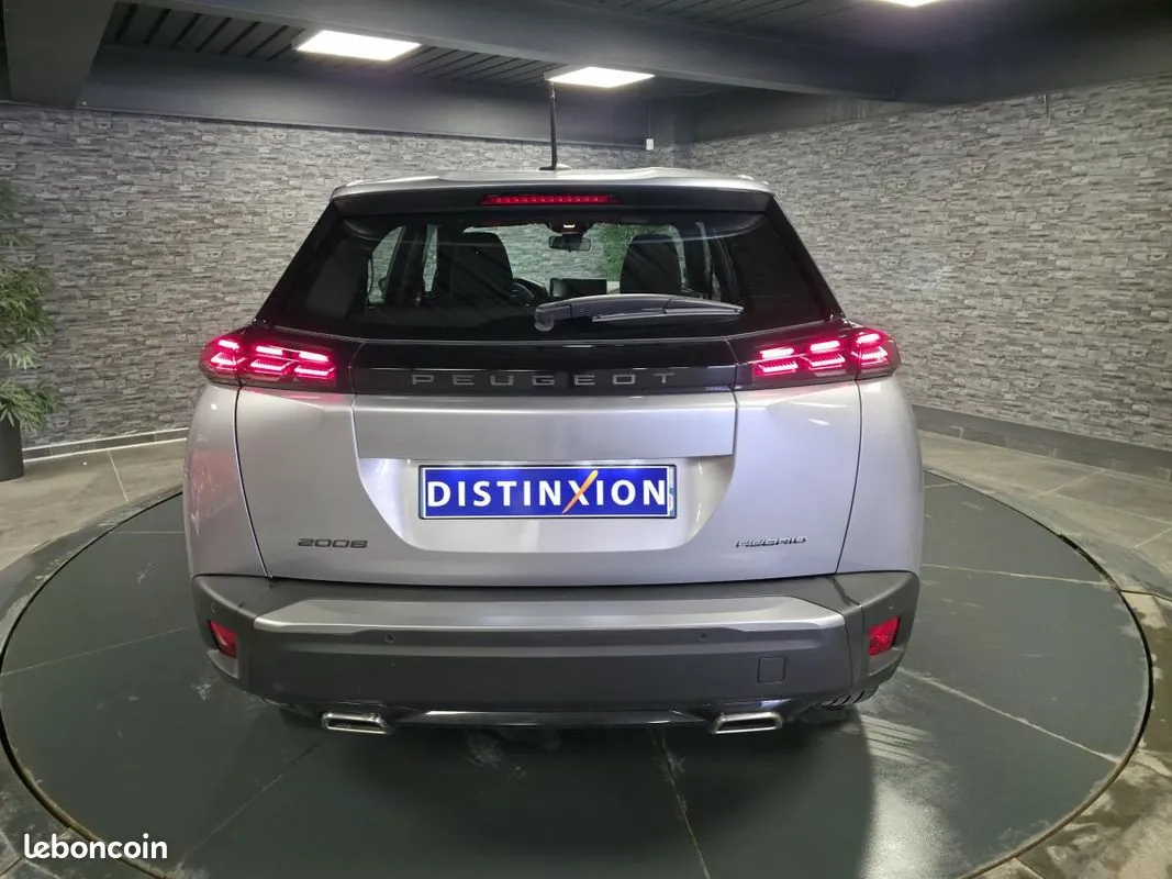 Peugeot 2008 2025 photo 4