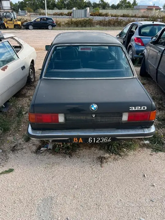 BMW 320 1980 photo 2
