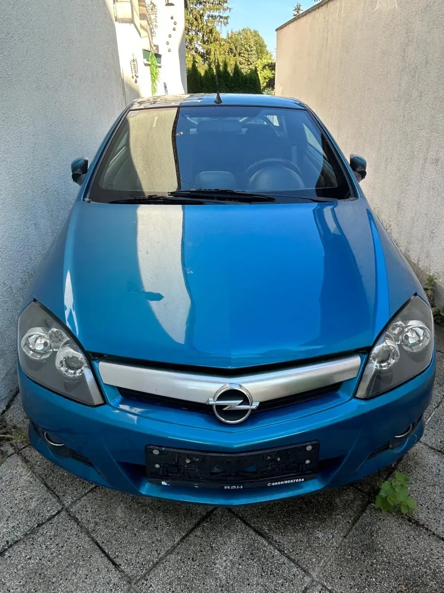 Opel Tigra 2004 photo 2