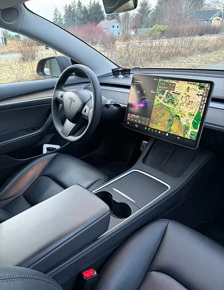 Tesla Model 3 2021 photo 2
