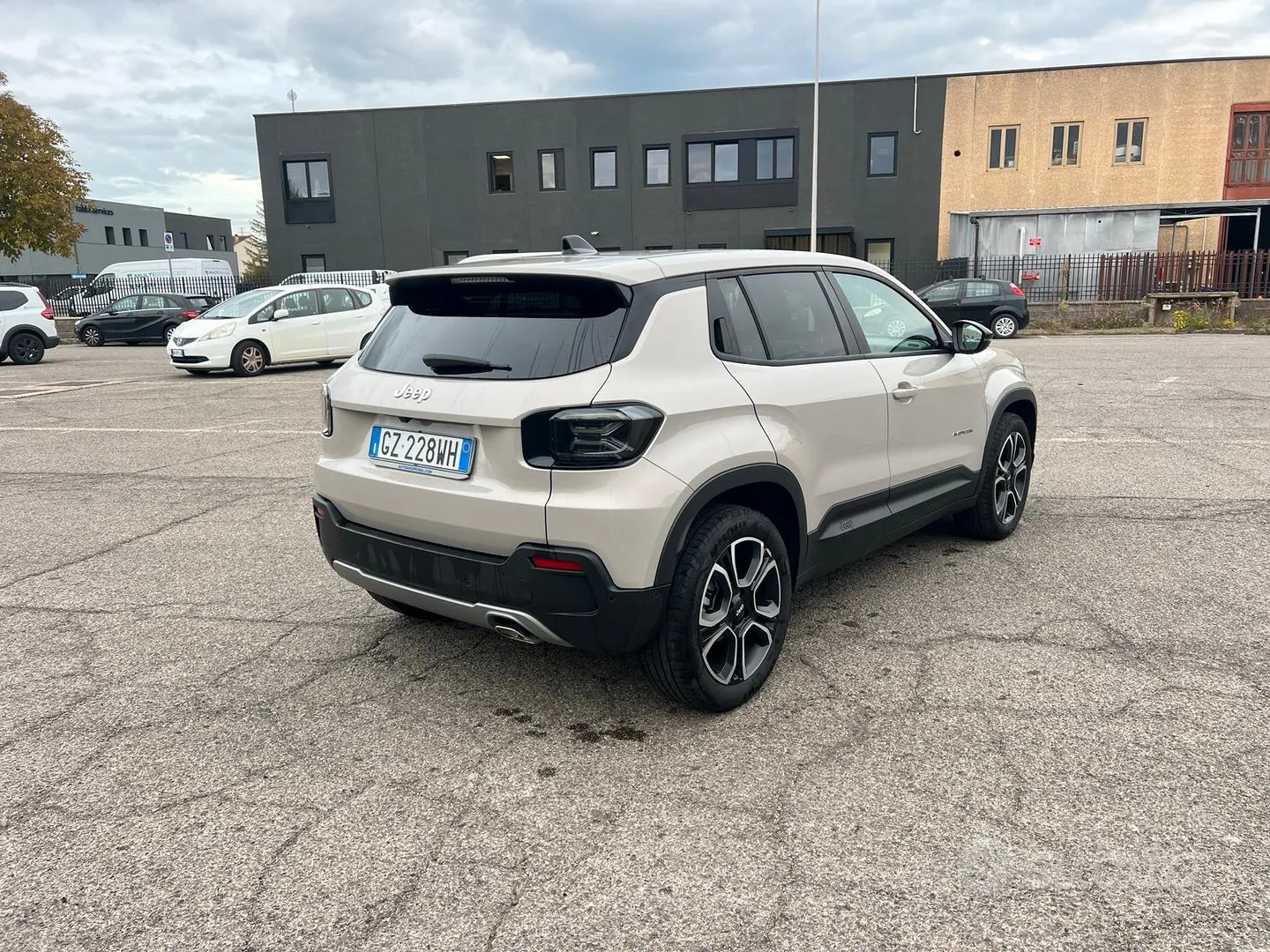 Jeep Avenger Summit 2025 photo 4