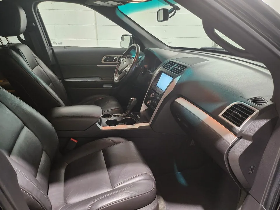 Ford Explorer 2014 photo 5