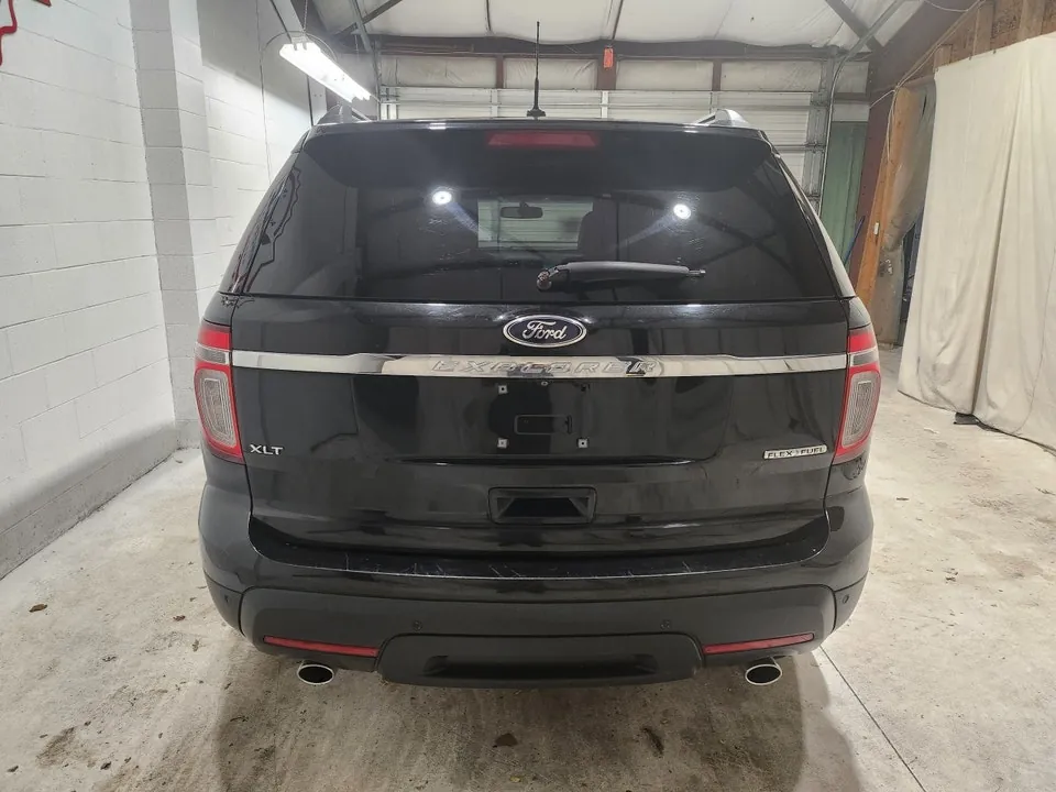 Ford Explorer 2014 photo 3