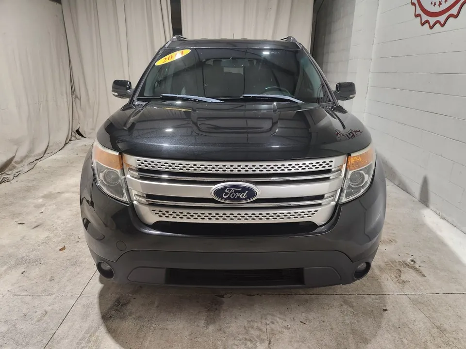 Ford Explorer 2014 photo 2