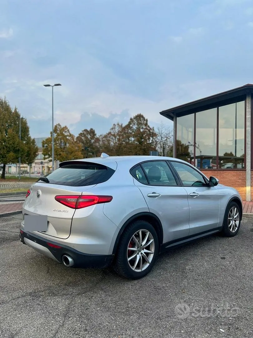 Alfa Romeo Stelvio 2019 photo 2