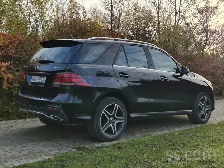 Mercedes-Benz Gle 350 2017 photo 2