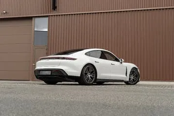 Porsche Taycan 2021 photo 3