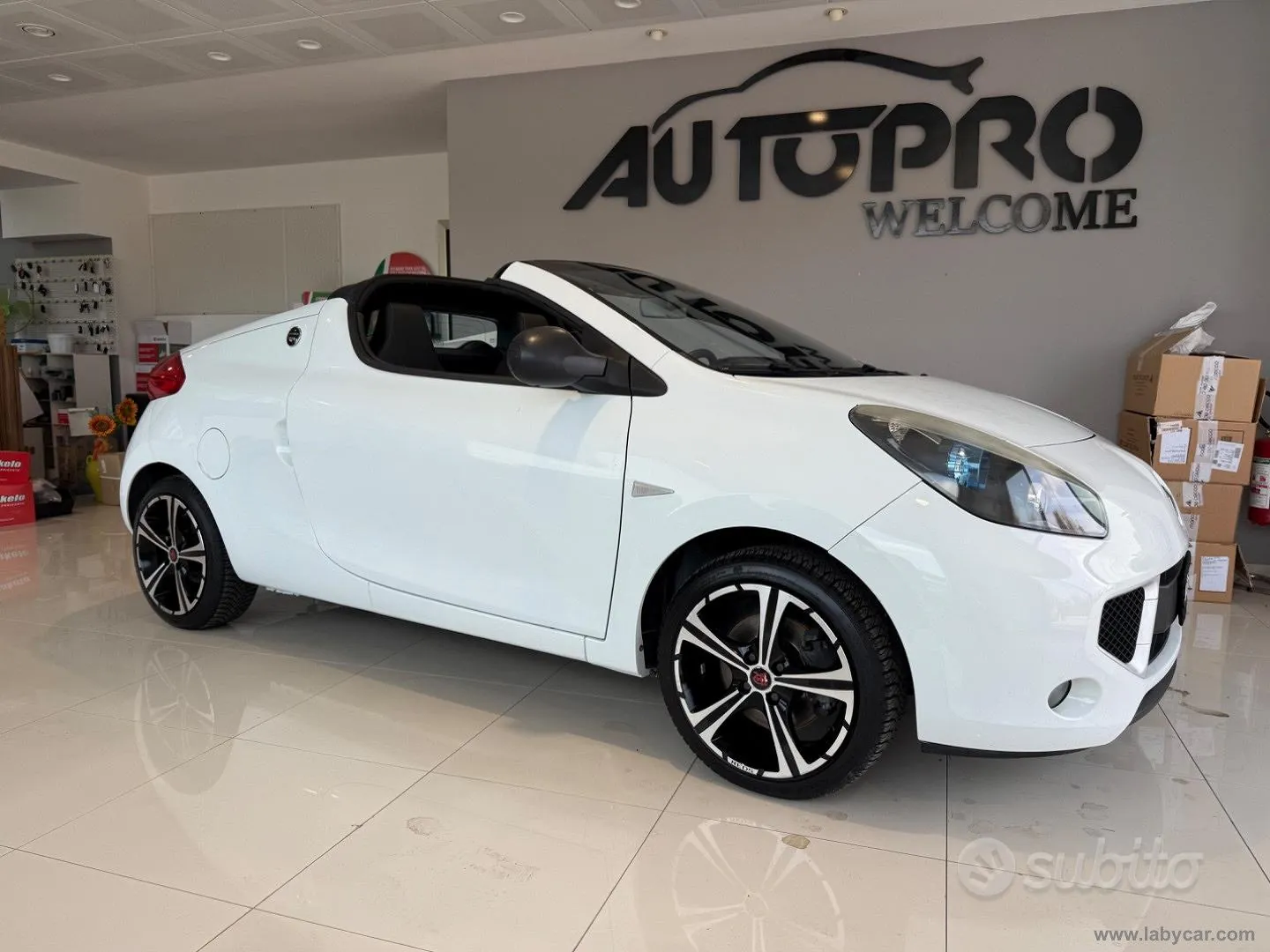 Renault Wind 2011 photo 4