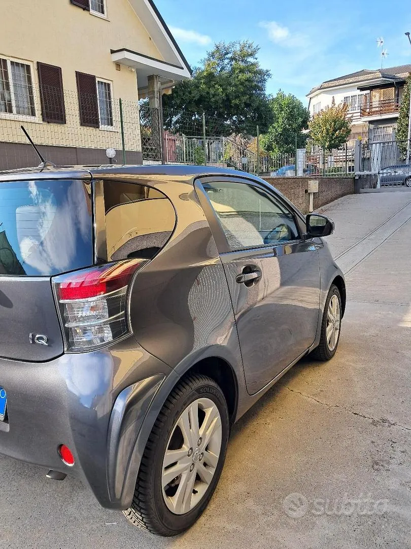 Toyota Iq