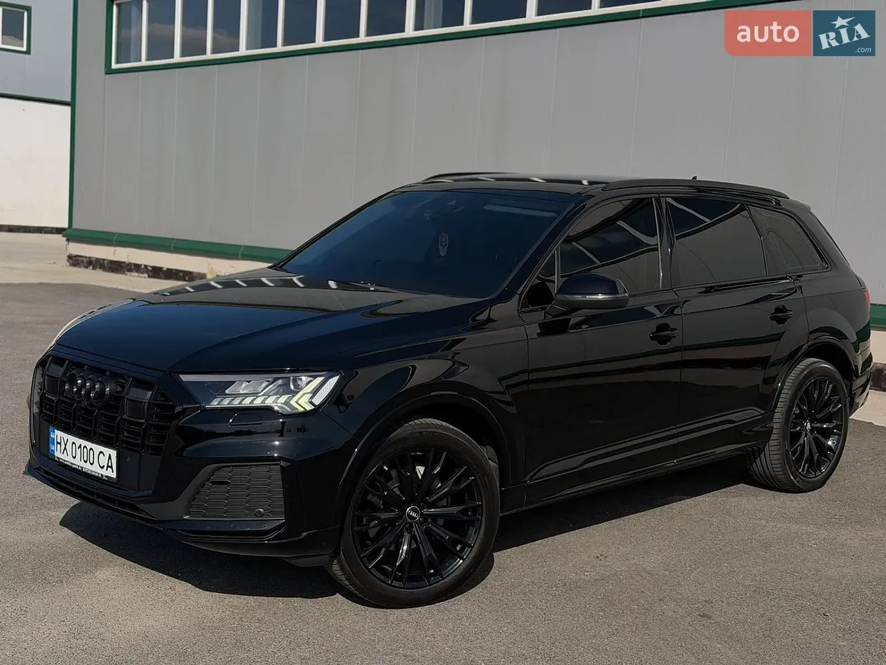 Audi Q7 2020 photo 2