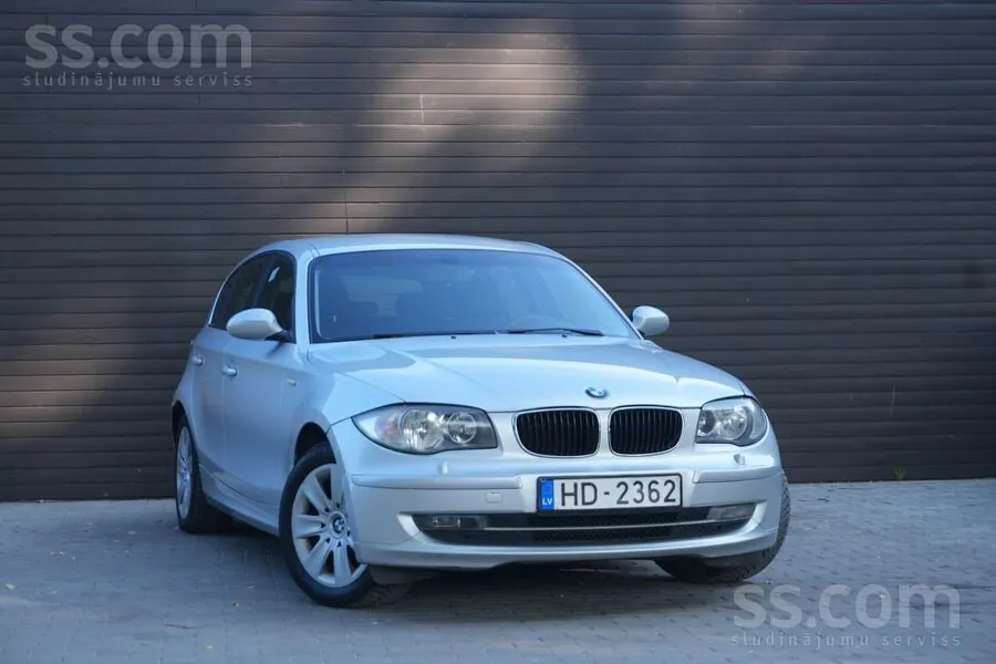 BMW 2008 2008 photo 2