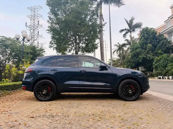 Porsche Cayenne 2011 photo 3