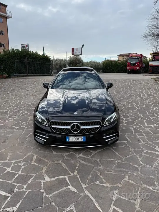 Mercedes-Benz E 220 D