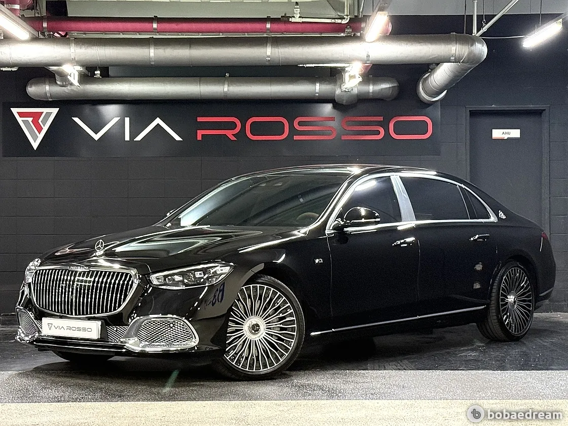 Mercedes-Benz Maybach S680 2023 photo 2