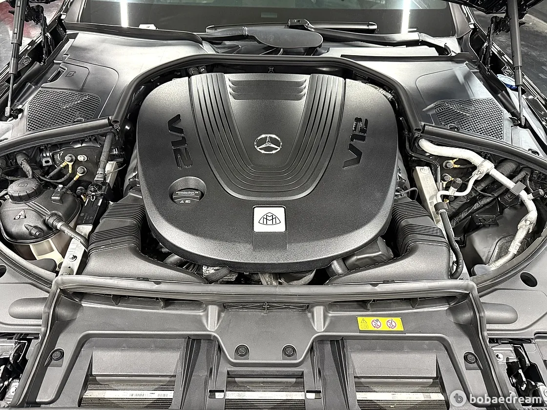 Mercedes-Benz Maybach S680 2023 photo 5
