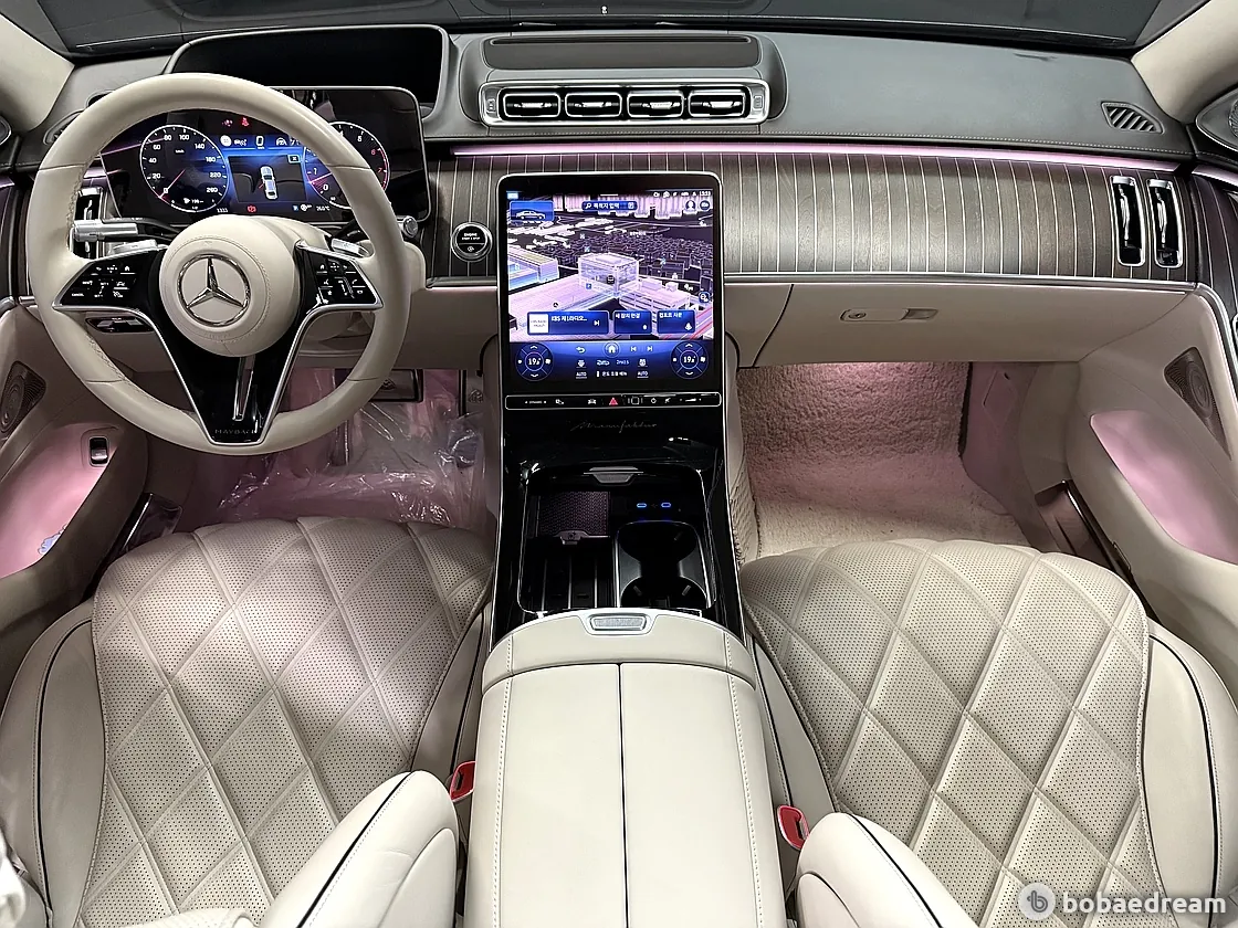 Mercedes-Benz Maybach S680 2023 photo 4