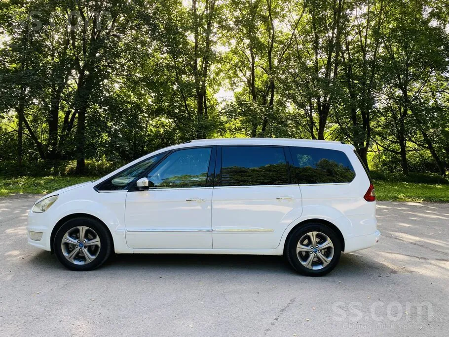 Ford Galaxy 2012 photo 5