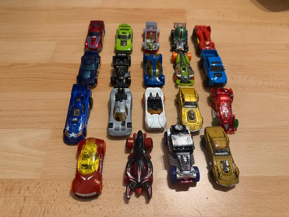 Hot Wheels Autos