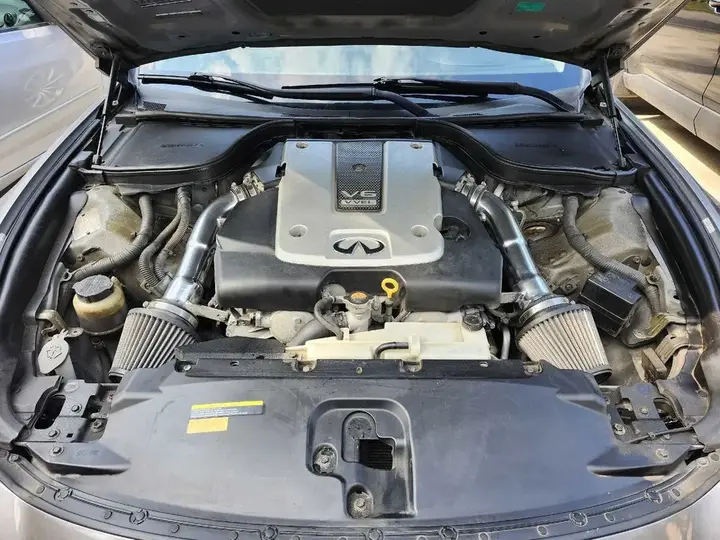Infiniti G37 2009 photo 3
