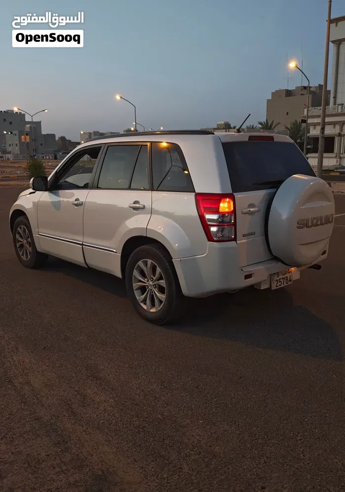 Suzuki Grand Vitara 2015 photo 4