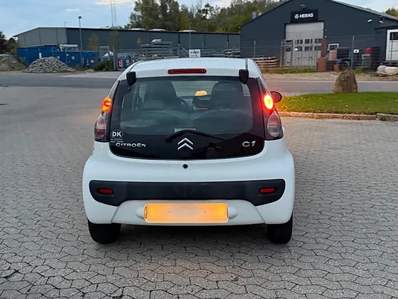 Citroen C1 2010 photo 5