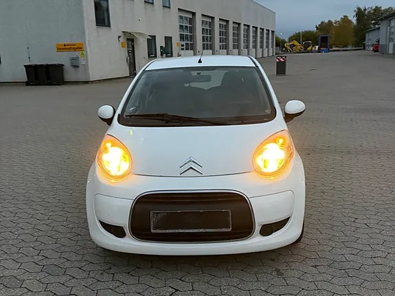 Citroen C1 2010 photo 2