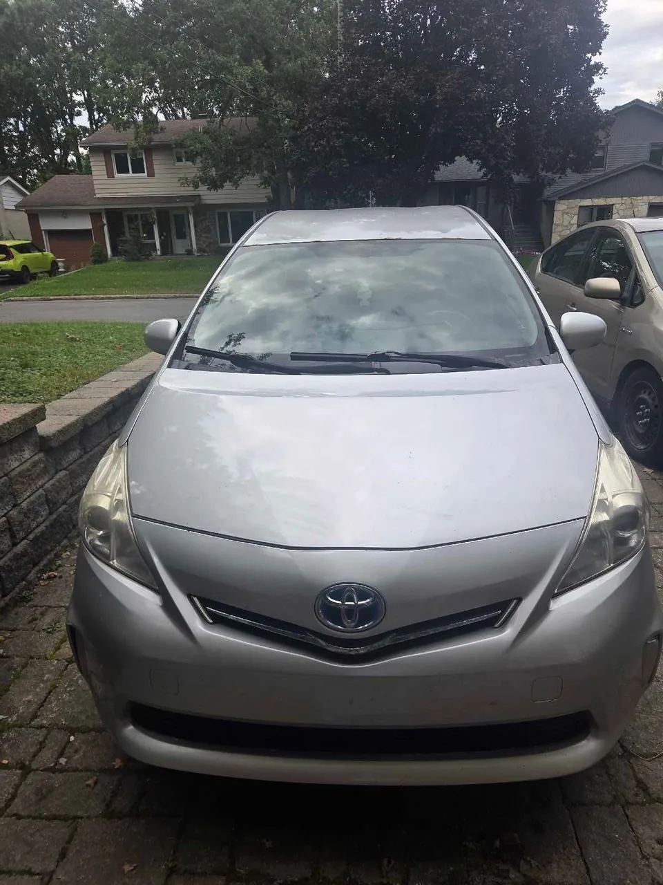 Toyota Prius V 2014 photo 5