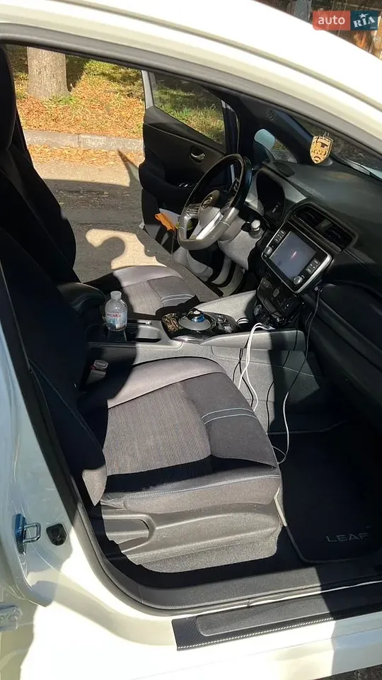 Nissan Leaf 2020 photo 4