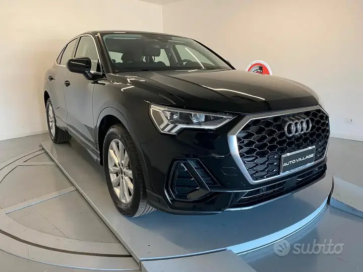 Audi Q3 2022 photo 3