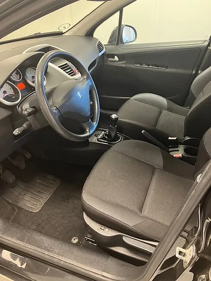 Peugeot 207 Sw 2010 photo 5