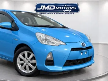 Toyota Aqua 2014 photo 3