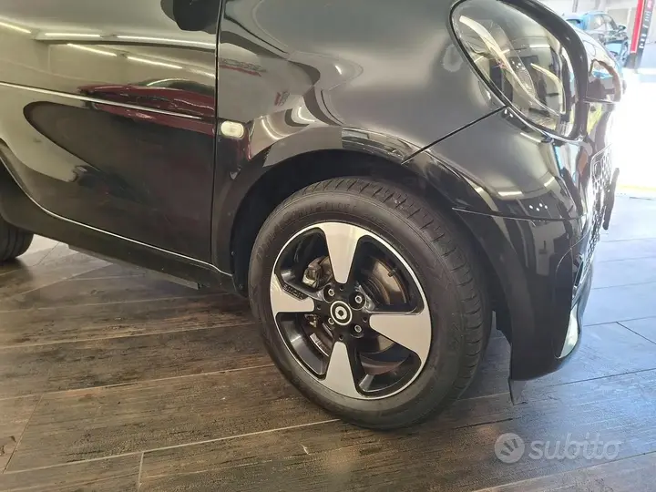 Smart Fortwo 2021 photo 5