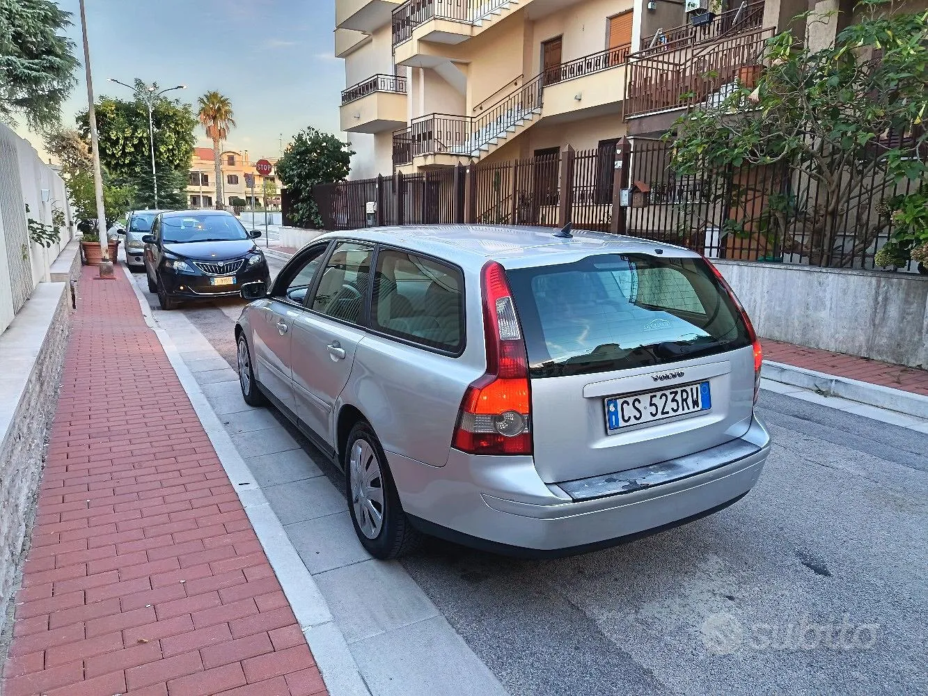 Volvo V50 2004 photo 2
