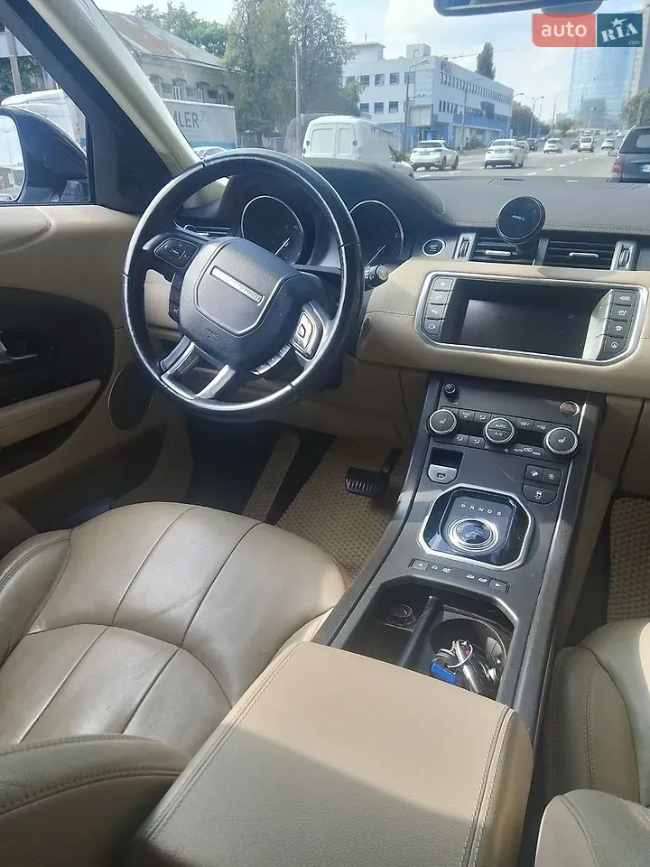 Land Rover Range Rover Evoque 2017 photo 3