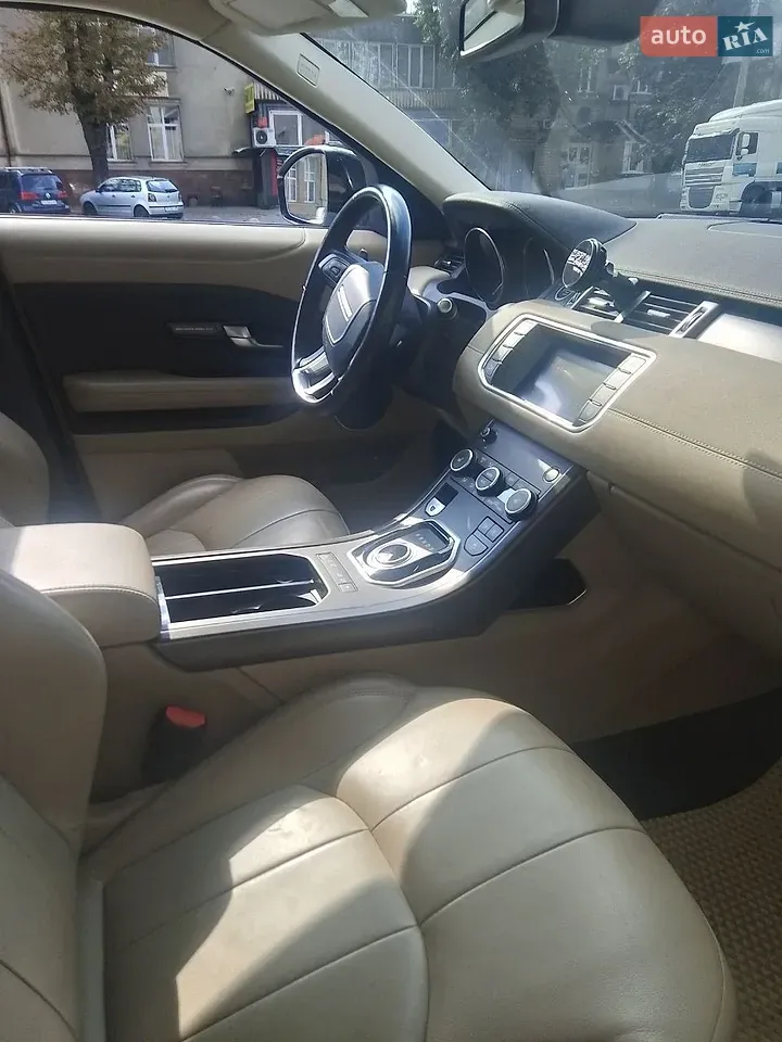 Land Rover Range Rover Evoque 2017 photo 4
