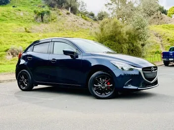 Mazda Demio 2015 photo 2