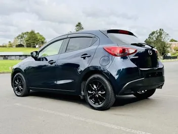 Mazda Demio 2015 photo 4