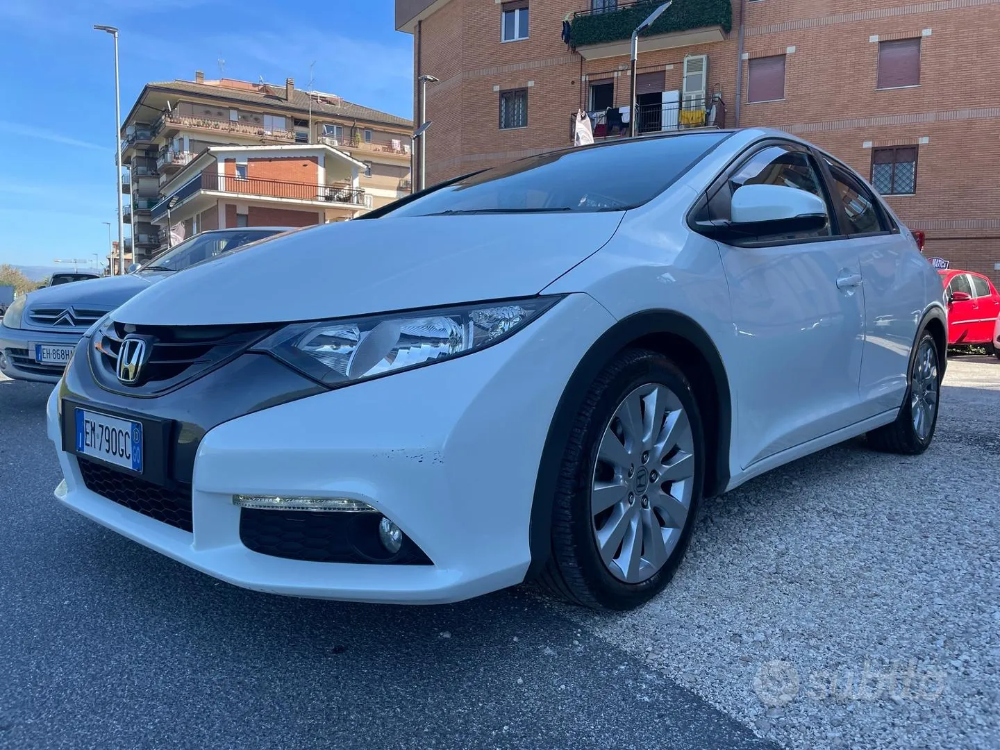 Honda Civic 2013 photo 4