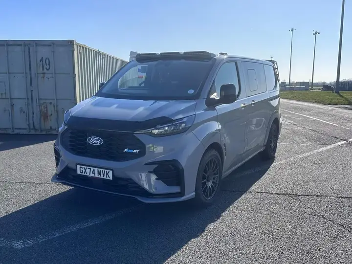 Ford Transit Custom 2025 photo 2