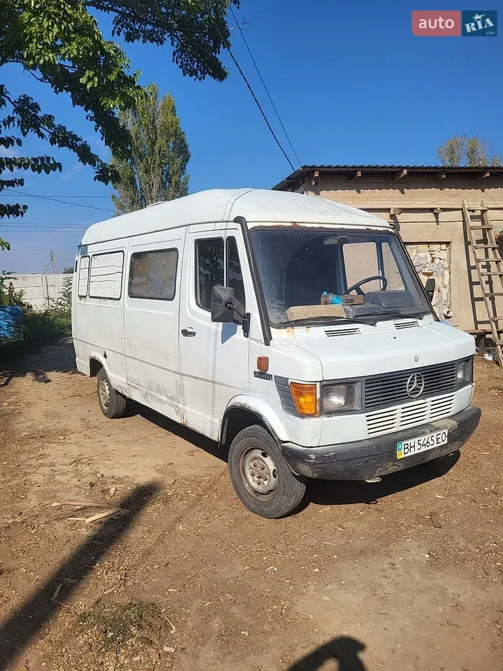 Mercedes-Benz Sprinter 1995 photo 2
