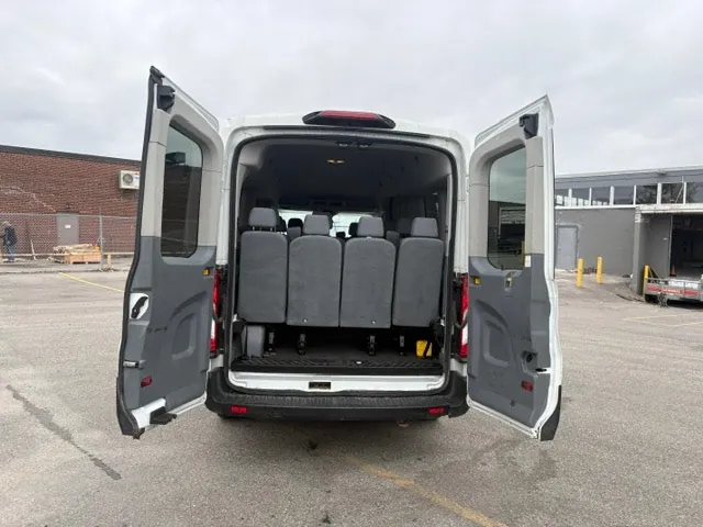 Ford Transit Passenger 2019 photo 5