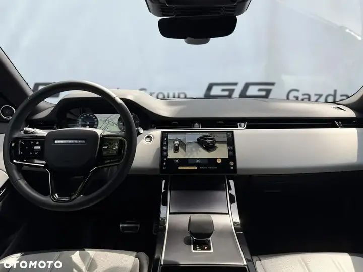 Land Rover Range Rover Evoque 2025 photo 4