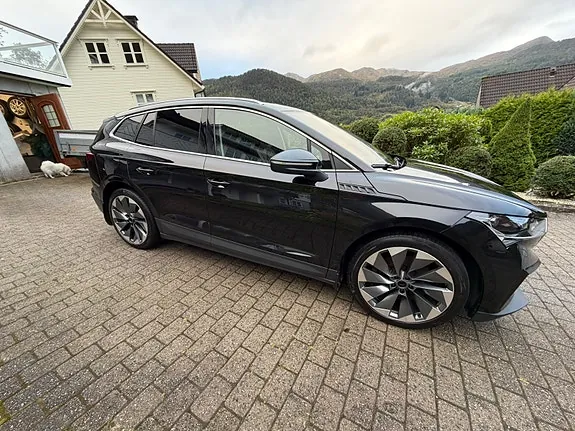 Skoda Enyaq 2022 photo 3